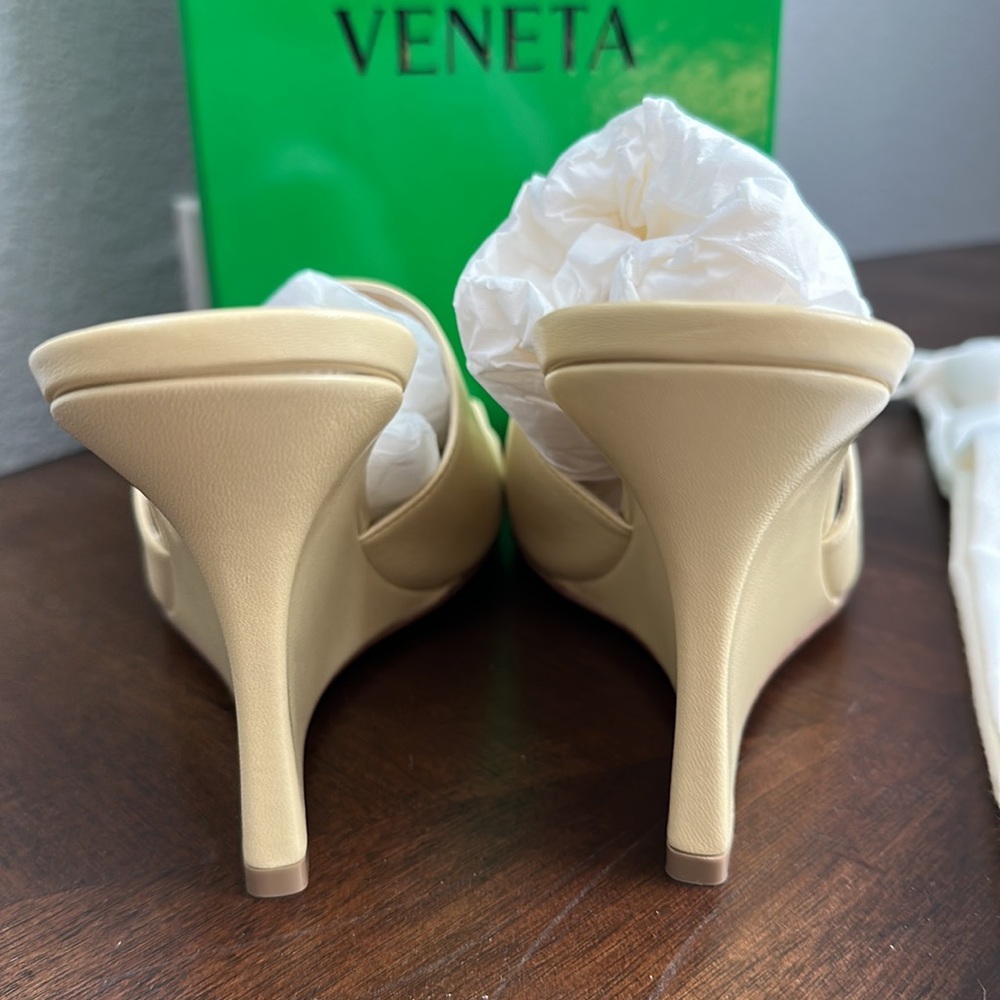 Bottega Veneta - Picture 4 of 5